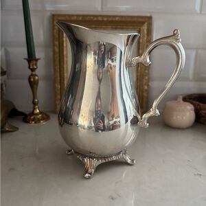 Vintage Wm. Rogers #817 Silver Plated Beverage Water Pitcher with Ice Guard